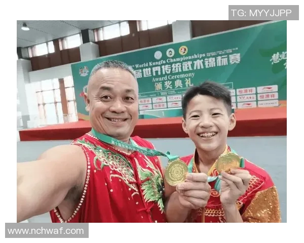 中国足球父子球星传奇:父辈为国争光儿子继承梦想成新星 中国足球父子球星传奇:父辈为国争光儿子继承梦想成新星